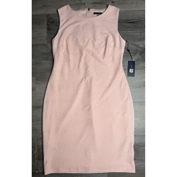Tommy Hilfiger Dresses & Skirts - Tommy Hilfiger Dress Women Blush Pink Sleeveless Textured Sheath Bodycon NWT 10